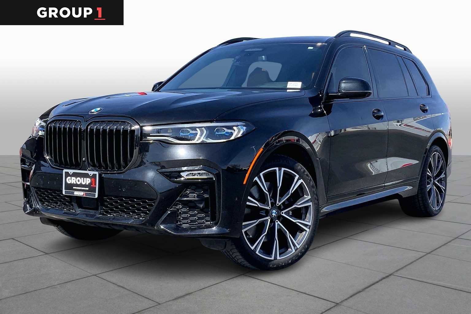Used 2022 BMW X7 M50i image 1