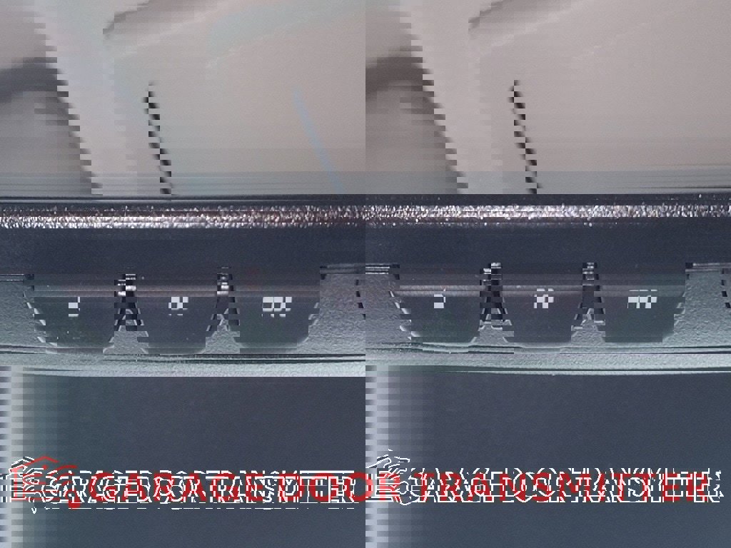 Certified 2021 Toyota Highlander XLE image 26