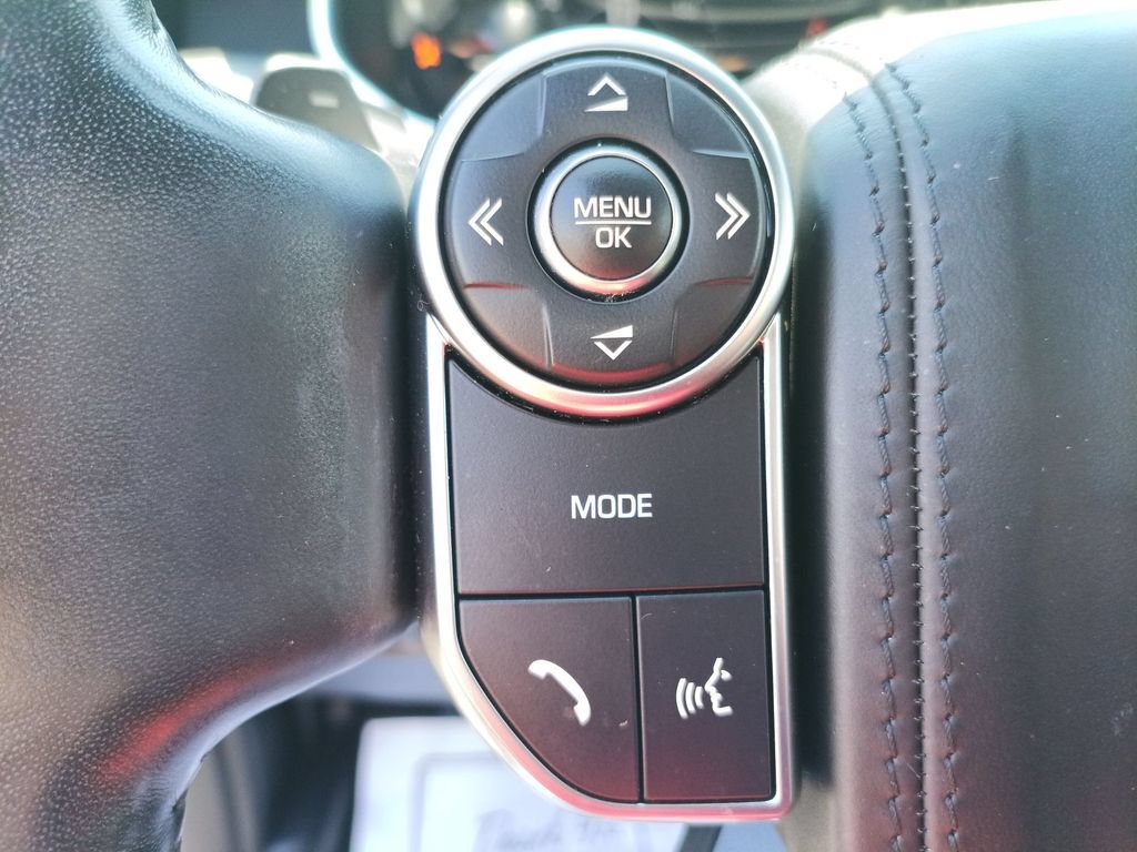 Used 2017 Land Rover Range Rover HSE AWD/4WD image 17