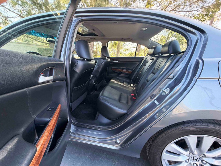 Used 2012 Honda Accord EX-L image 30