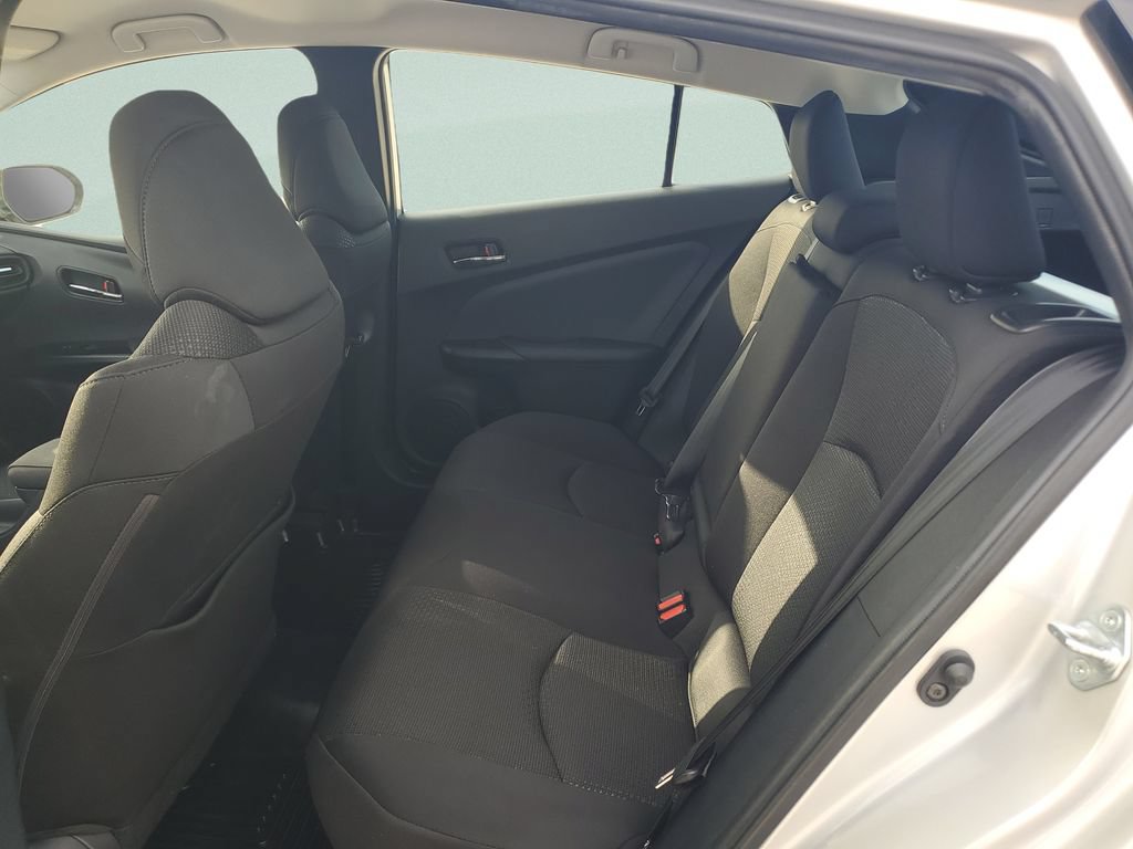 Certified 2021 Toyota Prius LE FWD image 10