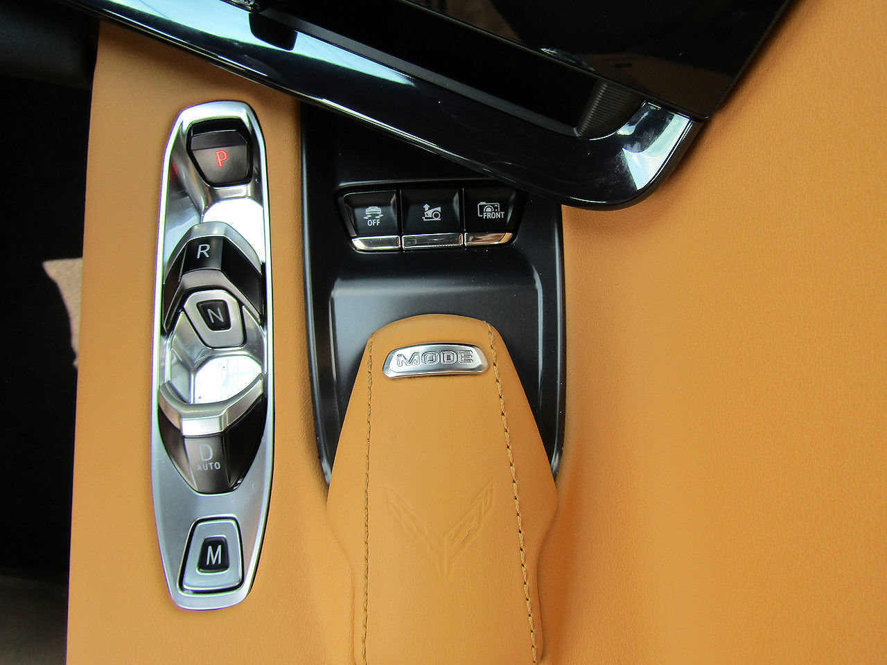Used 2024 Chevrolet Corvette Stingray Preferred Conv w/ Stealth Interior Trim Package RWD image 18