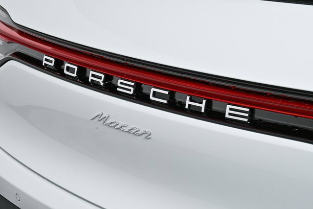 New 2025 Porsche Macan image 42