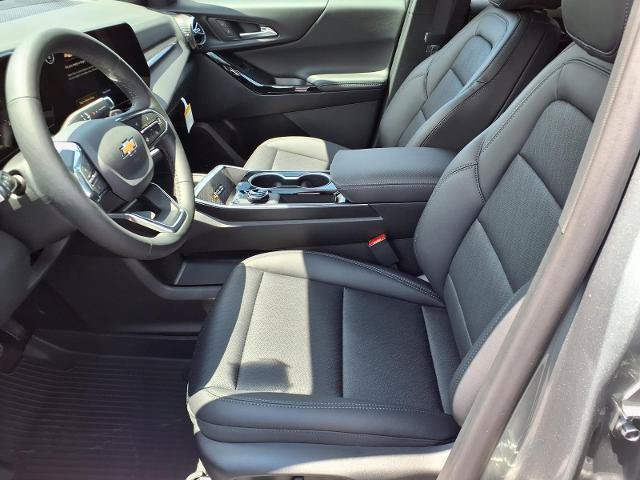 New 2027 Chevrolet Equinox LT w/ Convenience Package II FWD image 7