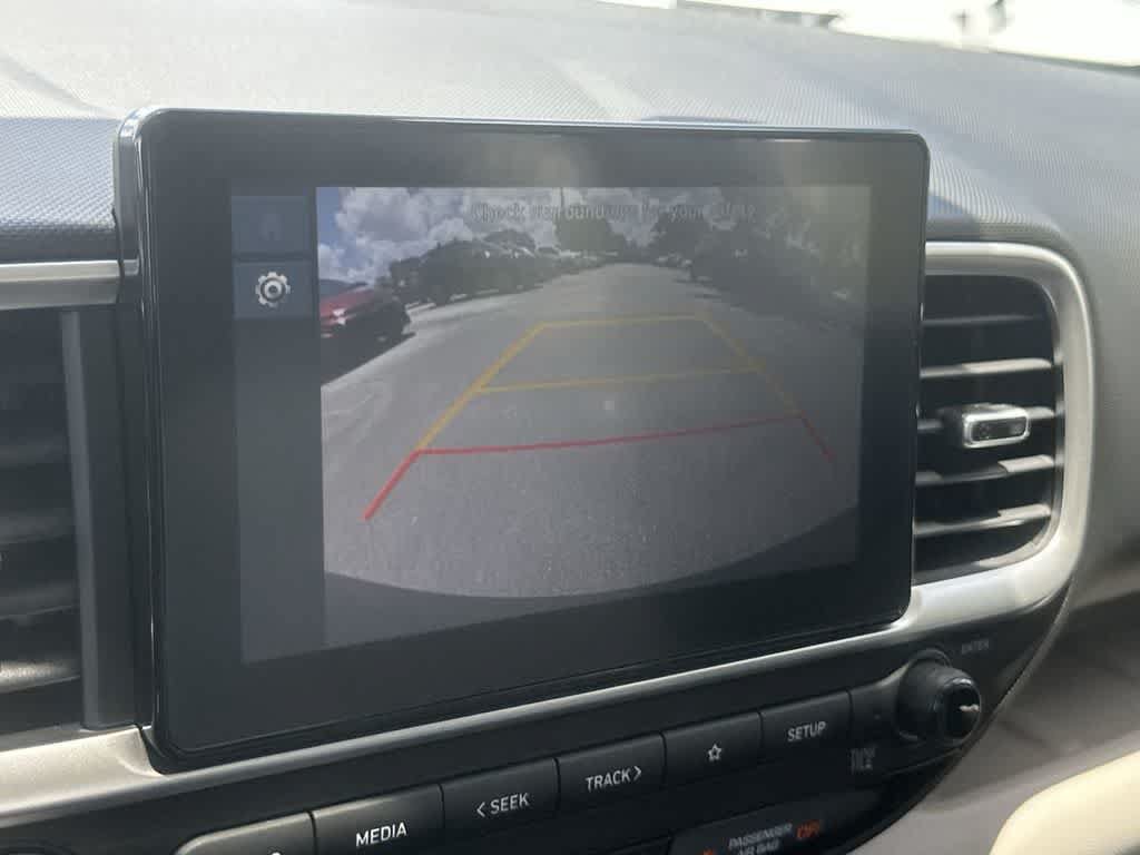 Used 2025 Hyundai Venue SEL FWD image 26