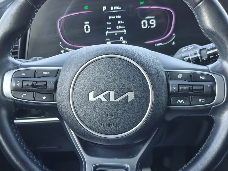 Used 2023 Kia Sportage EX image 17