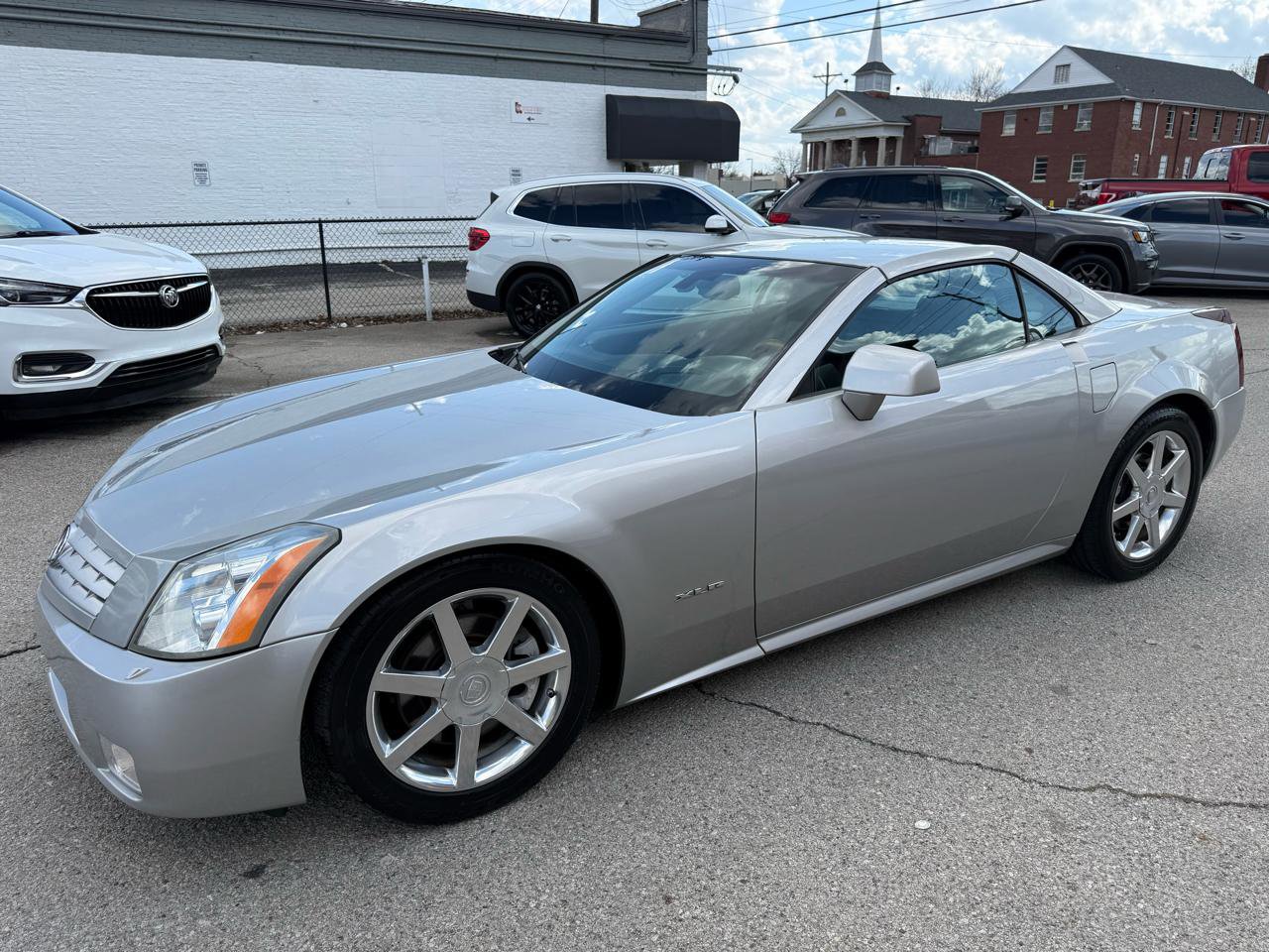 Used 2004 Cadillac XLR image 8