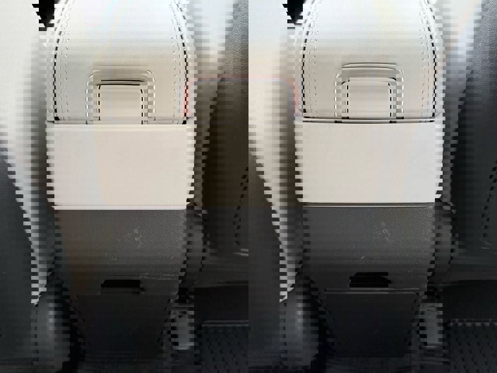 Used 2025 Hyundai Santa Fe SEL image 14