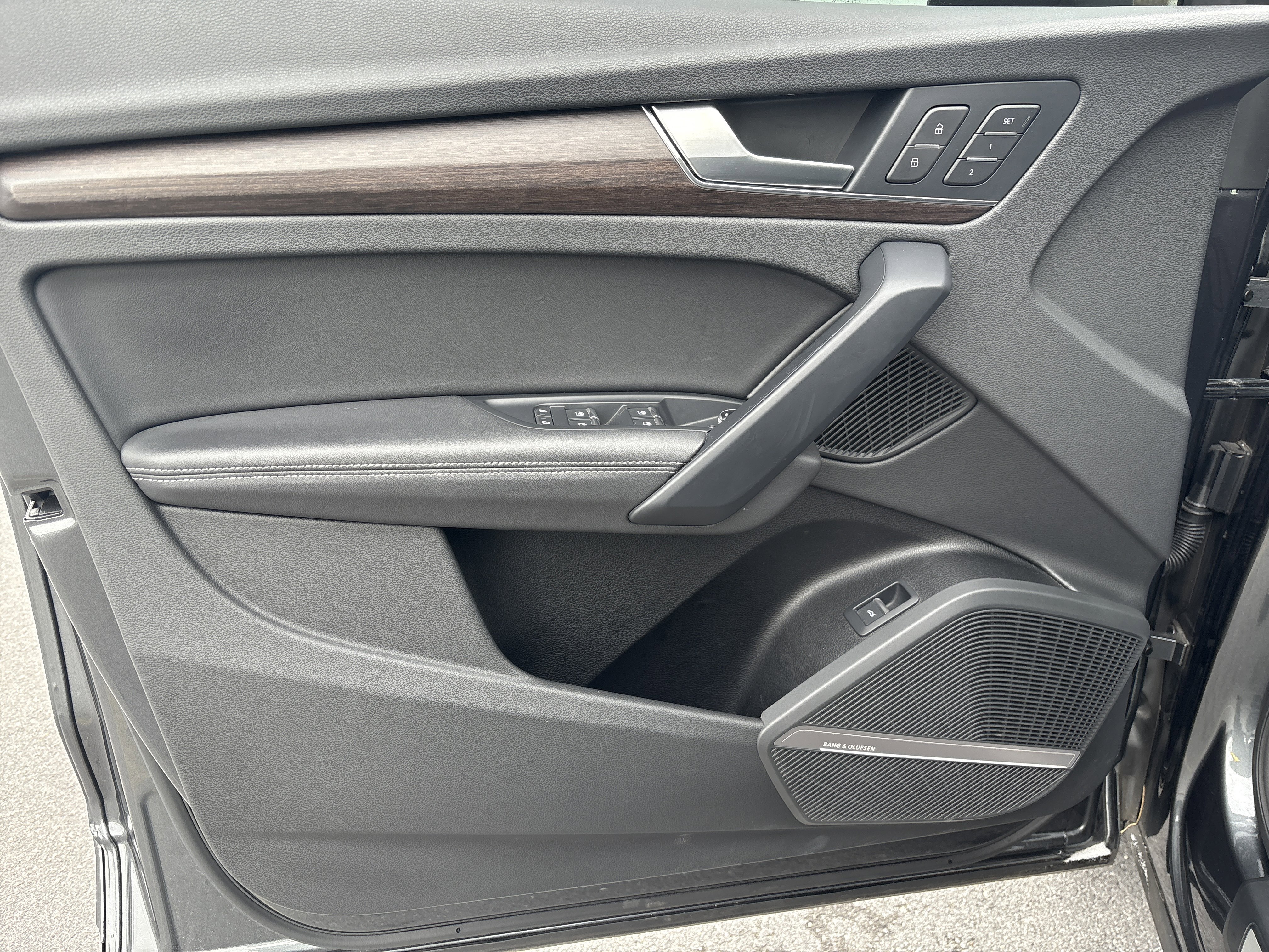 Used 2023 Audi Q5 2.0T Premium Plus w/ Premium Plus Package image 57