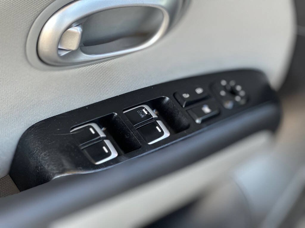 Used 2019 Kia Soul FWD image 10
