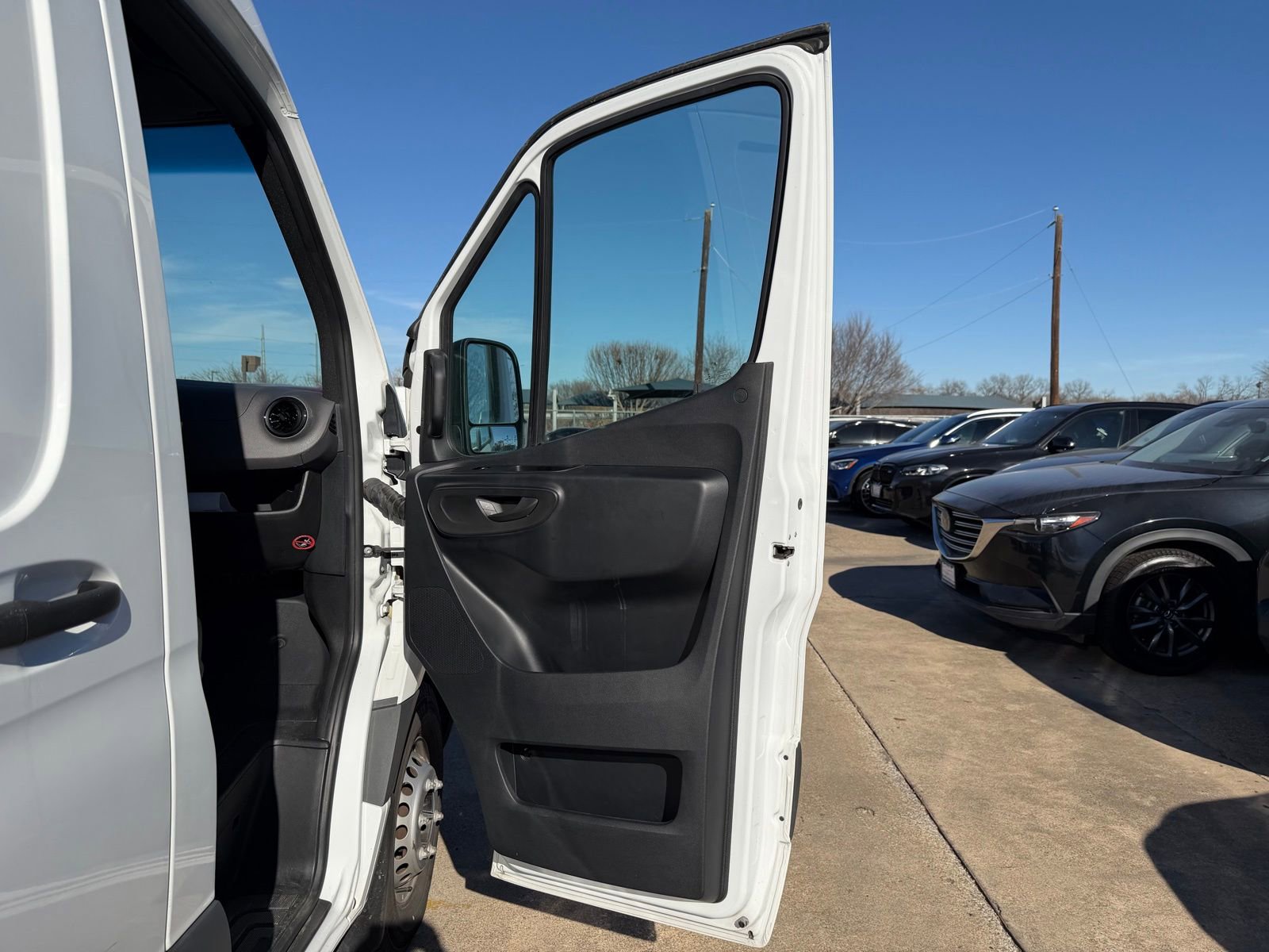 Used 2022 Mercedes-Benz Sprinter 3500 image 23