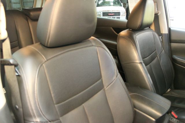 Used 2019 Nissan Rogue SL image 11