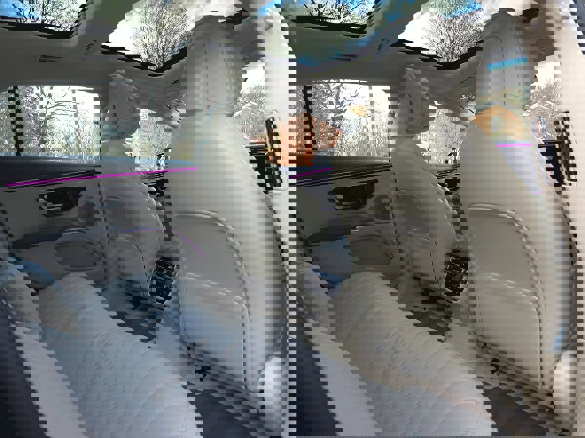 Used 2023 Mercedes-Benz EQS 580 4MATIC Sedan image 20