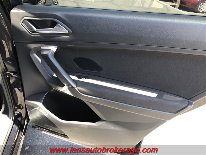 Used 2019 Volkswagen Tiguan S w/ 3rd Row Seat Package AWD/4WD image 20