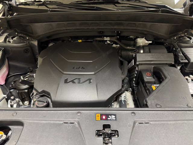 Used 2025 Kia Telluride S FWD image 26