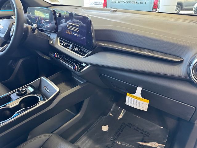 New 2026 Chevrolet Equinox LT w/ Convenience Package II FWD image 5