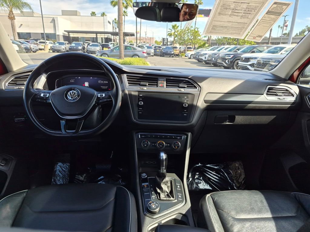 Used 2019 Volkswagen Tiguan SEL Premium w/ 3rd Row Seat Package image 30