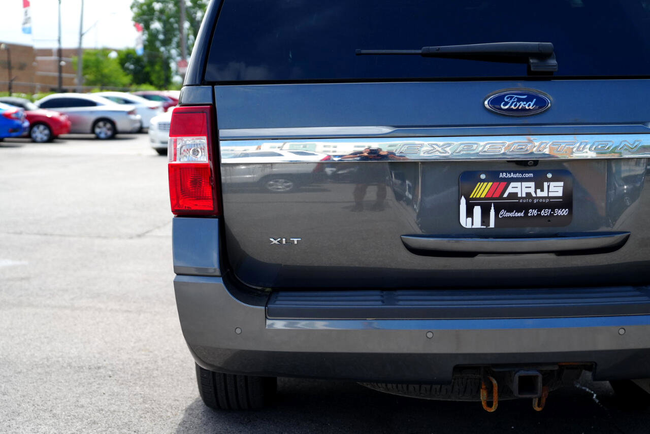 Used 2017 Ford Expedition XLT w/ Equipment Group 202A image 8
