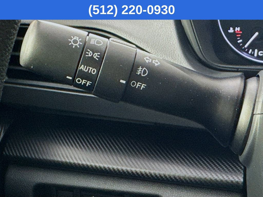 Used 2025 Subaru Crosstrek 2.0i Premium image 13