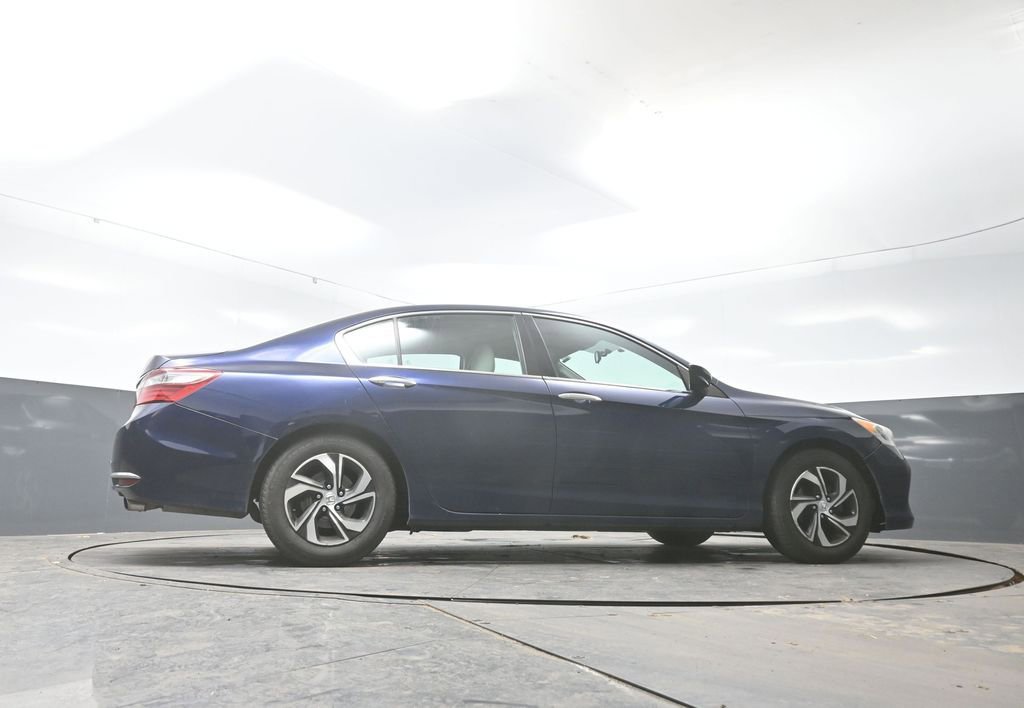 Used 2016 Honda Accord LX image 21