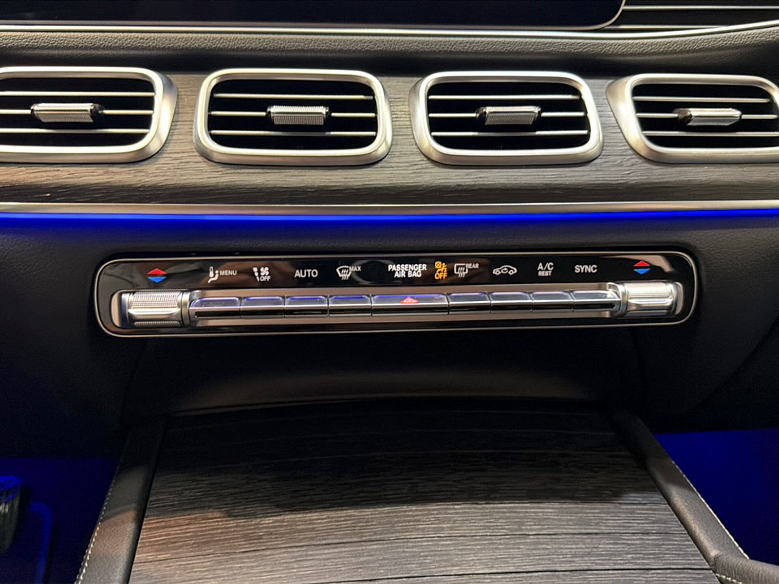Certified 2026 Mercedes-Benz GLE 450 4MATIC image 19