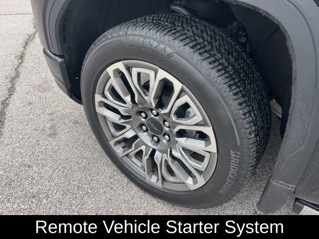 Used 2025 GMC Sierra 1500 Denali Ultimate image 10