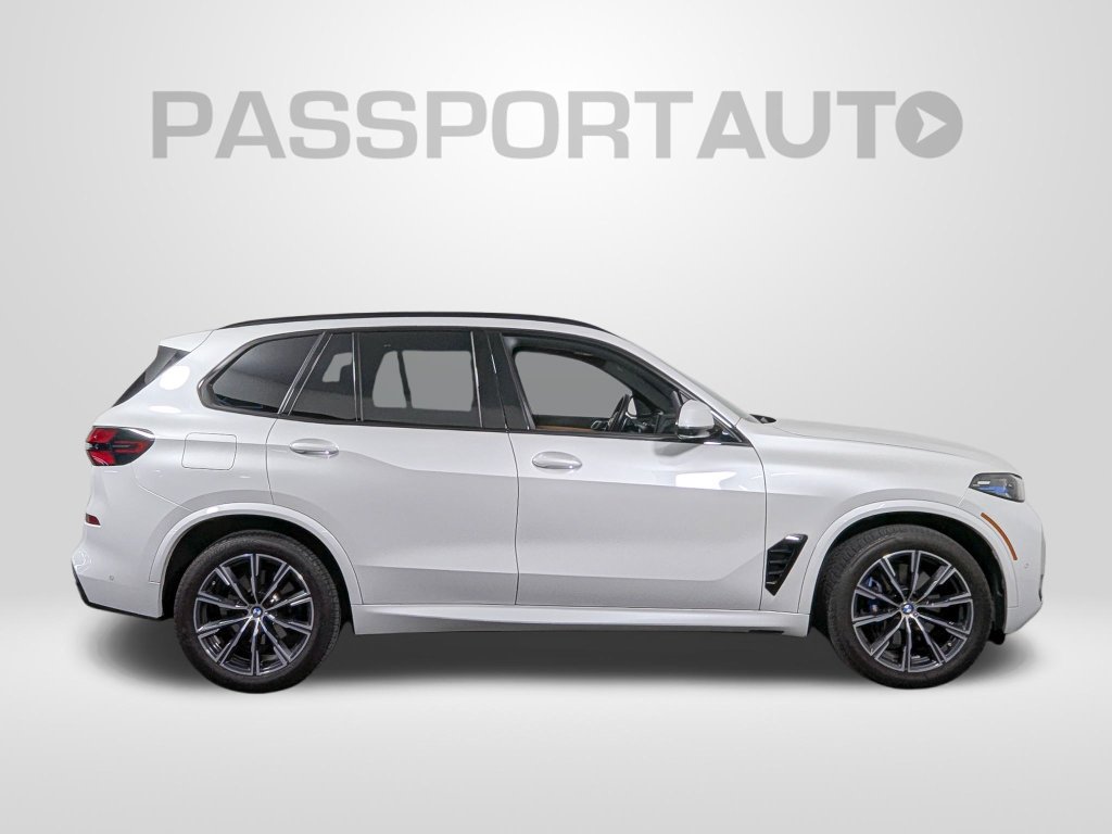 Certified 2024 BMW X5 xDrive40i w/ M Sport Package AWD/4WD image 7