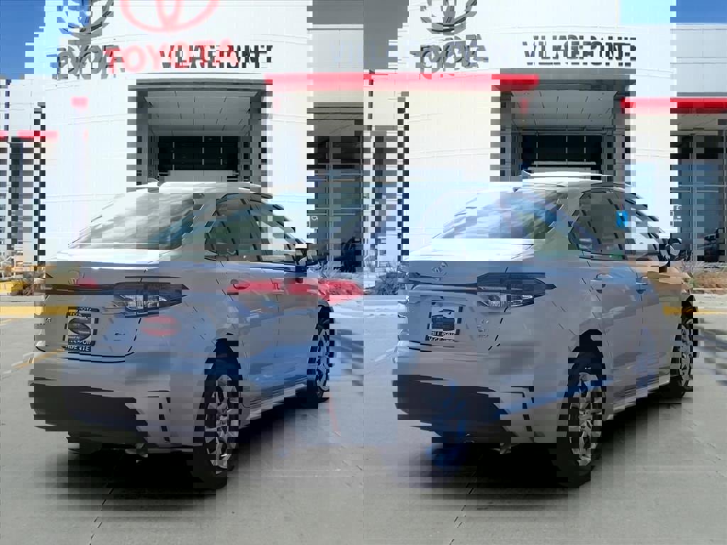 Certified 2026 Toyota Corolla LE image 5