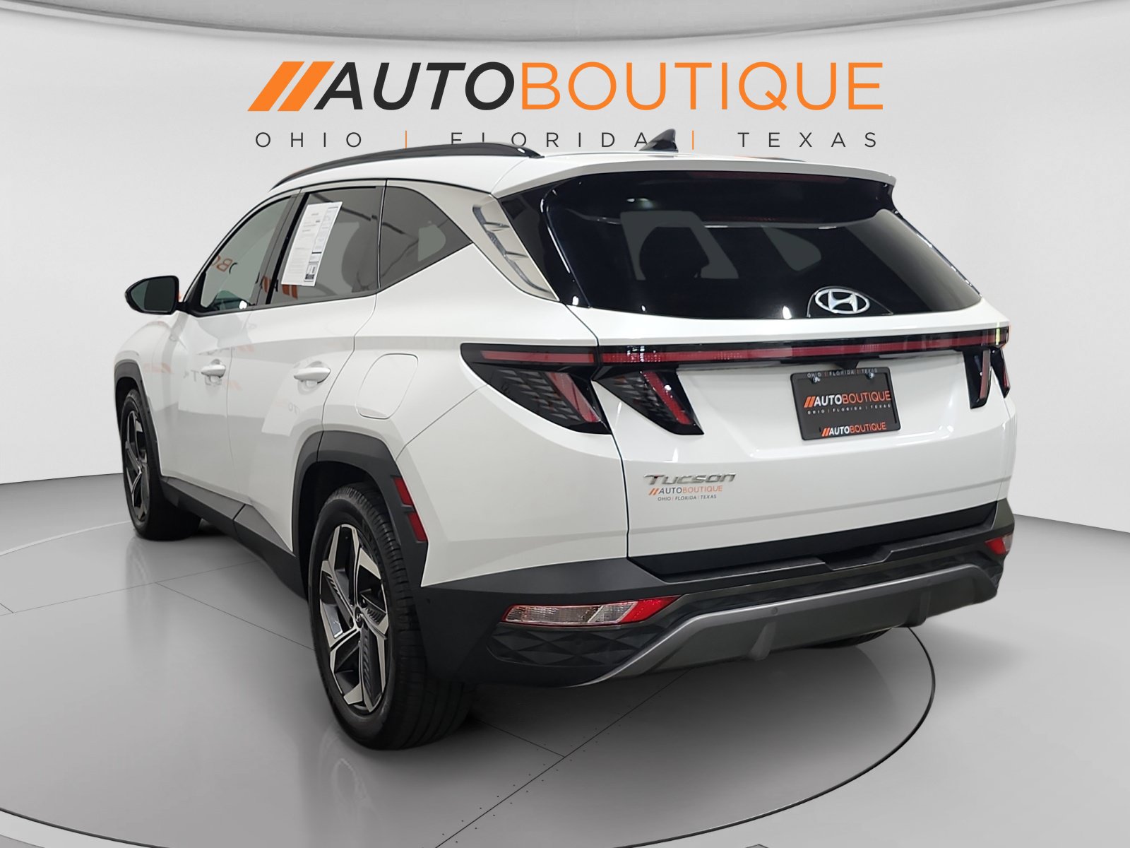 Used 2022 Hyundai Tucson Limited FWD image 3