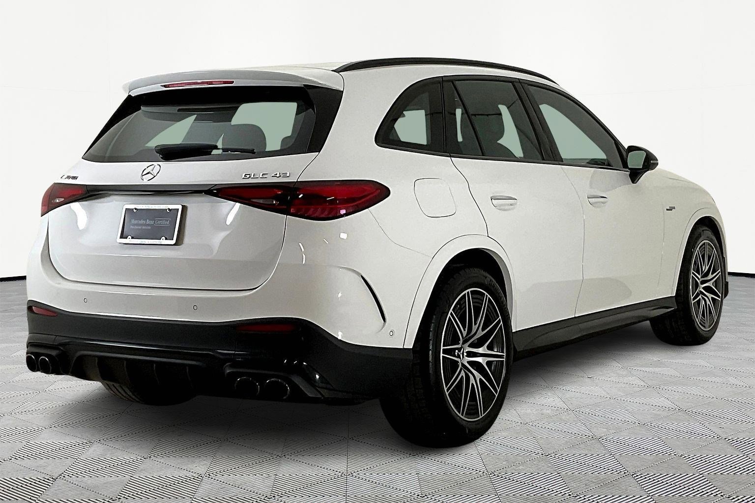 Certified 2025 Mercedes-Benz GLC 43 AMG 4MATIC image 6