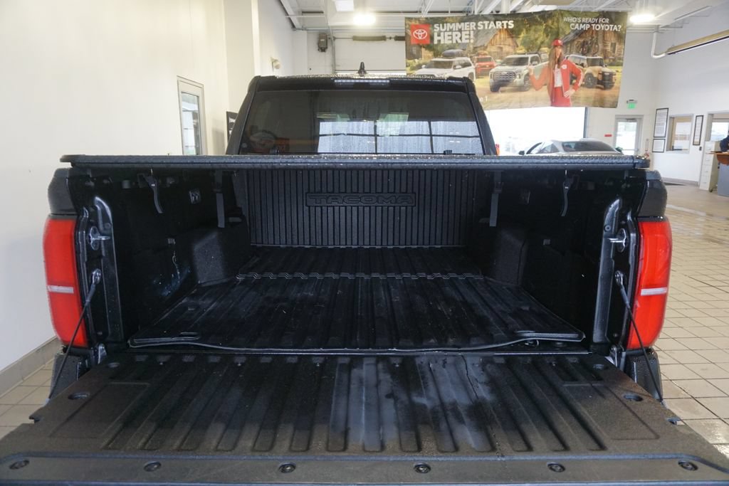 Certified 2024 Toyota Tacoma TRD Off-Road AWD/4WD image 16