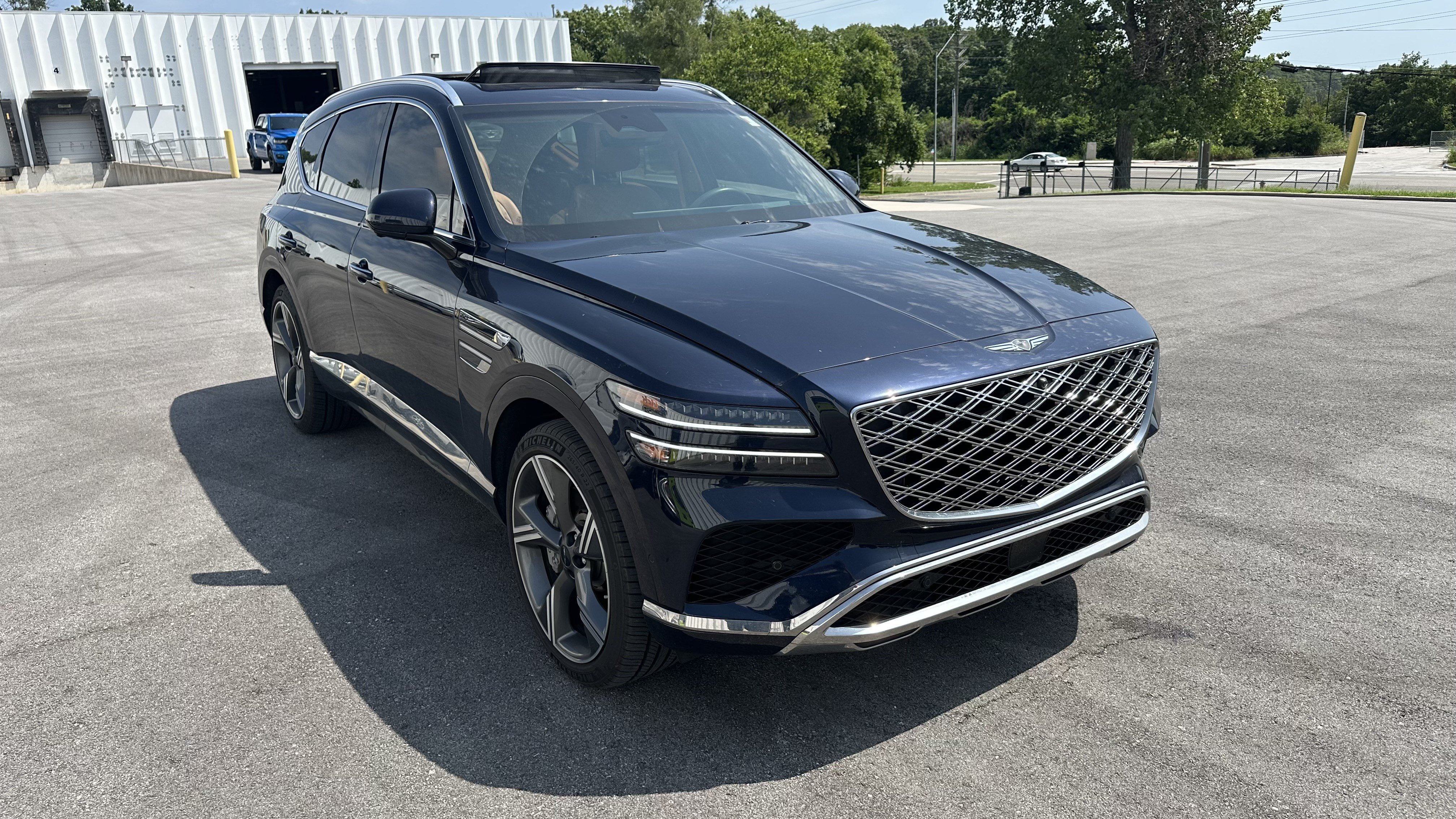 Used 2025 Genesis GV80 3.5T Prestige AWD/4WD image 2