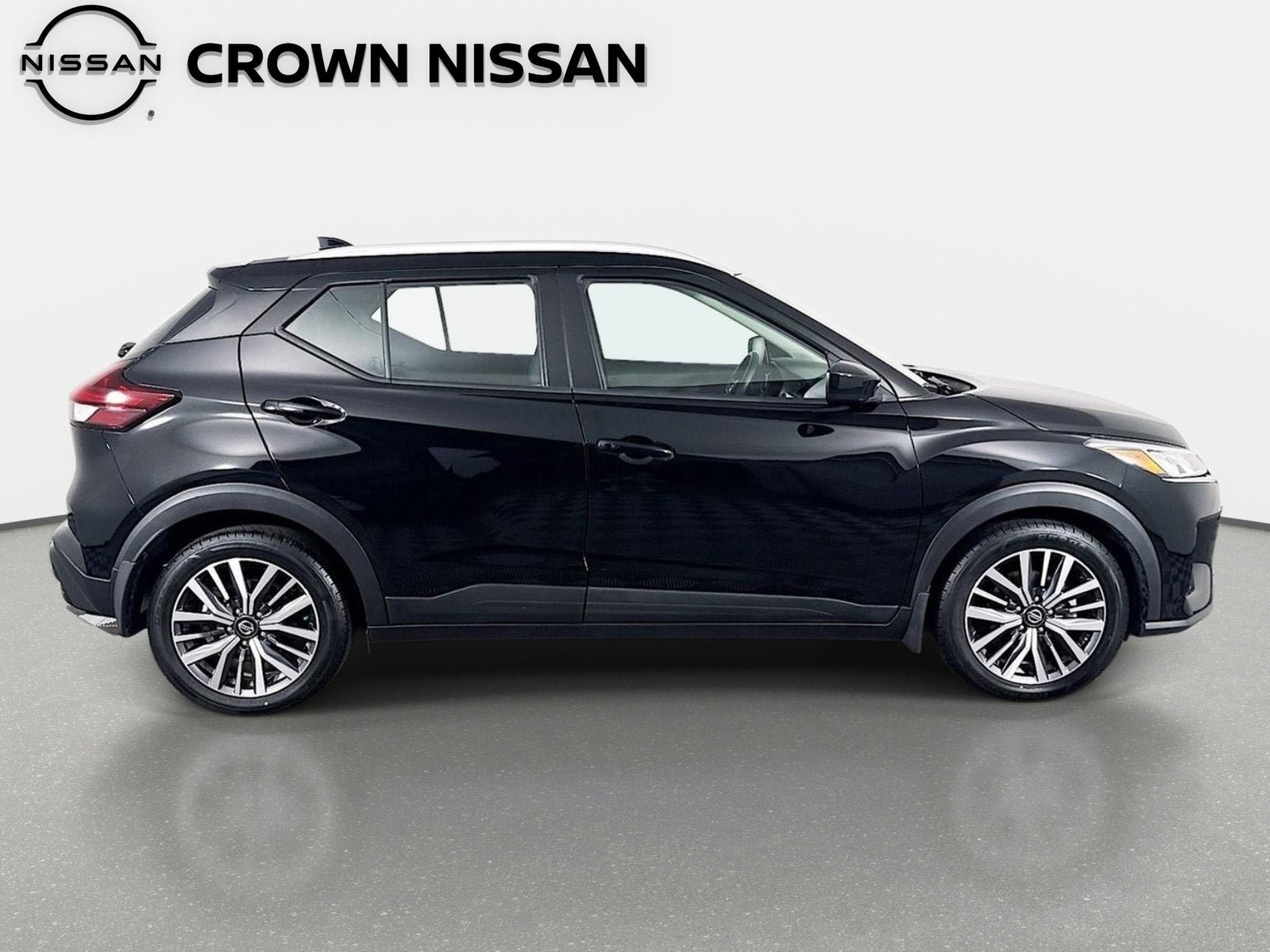 Certified 2021 Nissan Kicks SV FWD image 4
