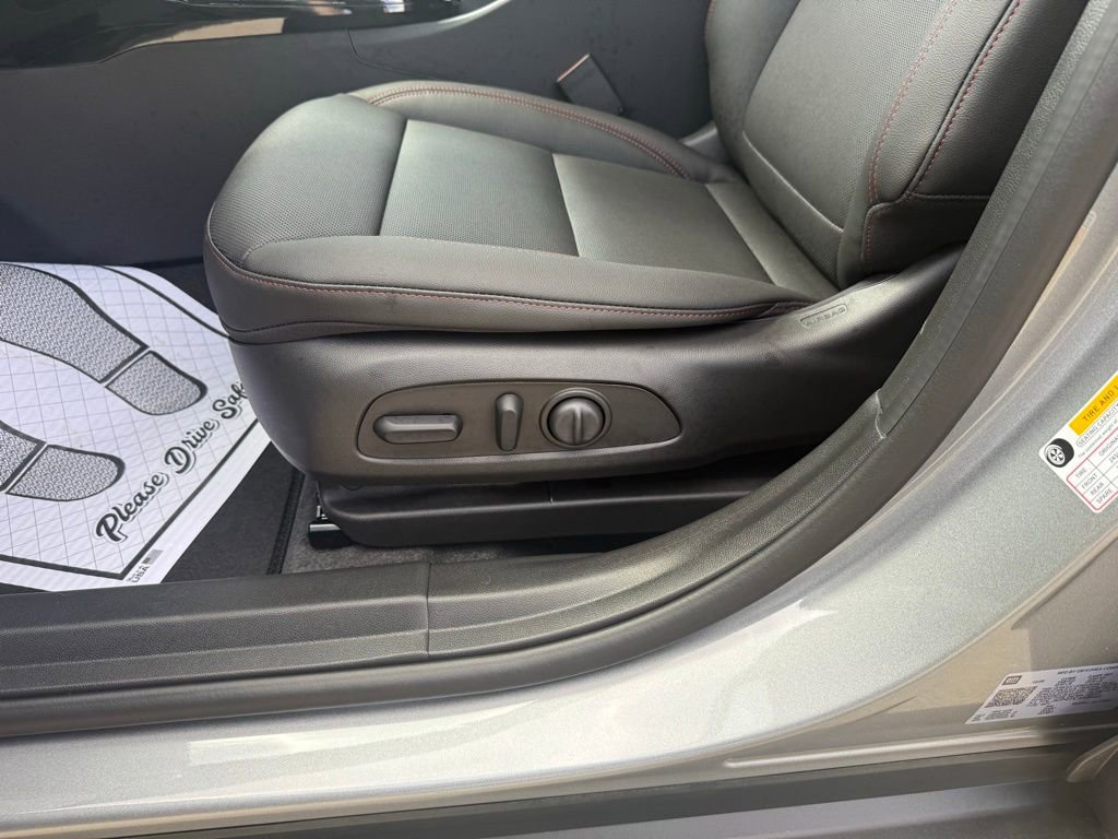 New 2026 Chevrolet Trax RS image 29