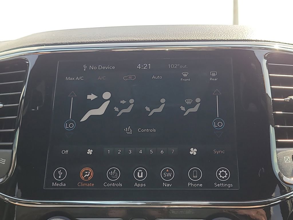 Used 2021 Jeep Grand Cherokee Laredo X RWD image 25