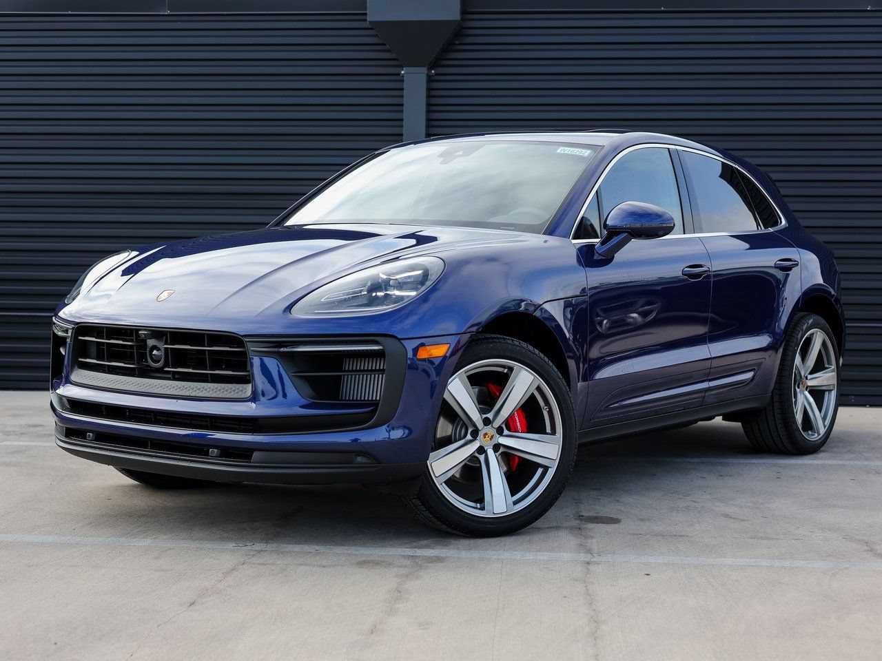Certified 2026 Porsche Macan S AWD/4WD image 1