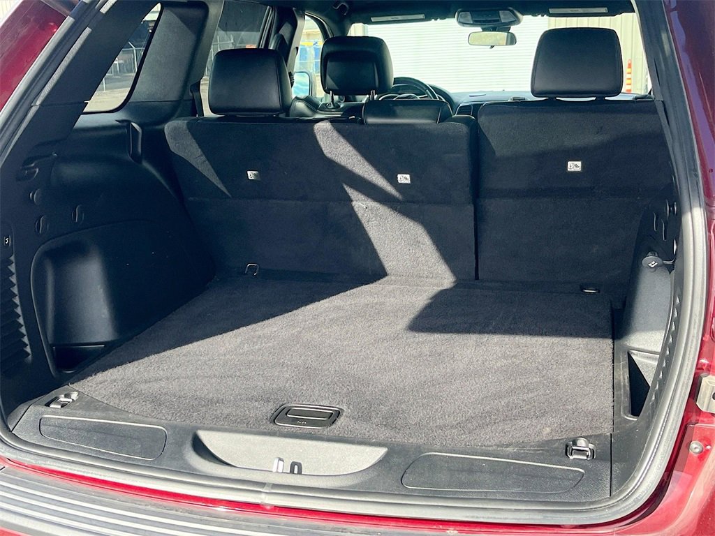 Used 2021 Jeep Grand Cherokee Laredo X image 27