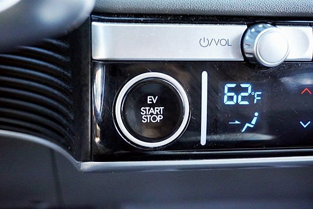 Certified 2024 Hyundai Ioniq 5 SEL RWD image 30