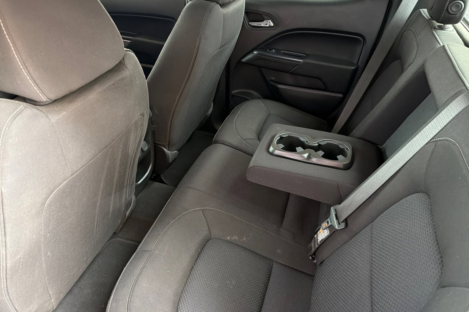 Used 2022 Chevrolet Colorado LT w/ LT Convenience Package image 16