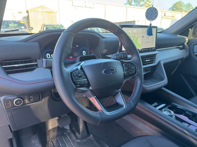 Used 2025 Ford Explorer ST-Line image 14