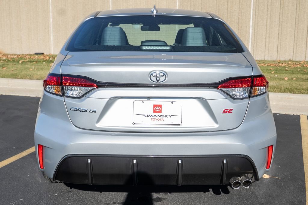 New 2026 Toyota Corolla SE w/ SE Package image 8