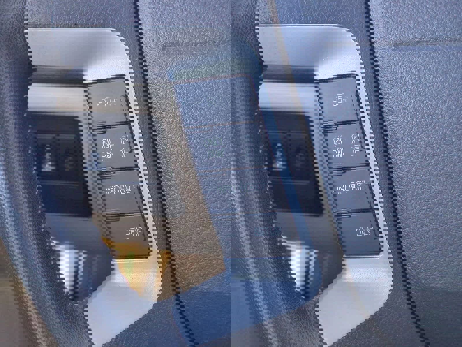 Used 2010 Mercury Milan image 25