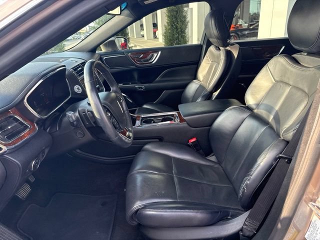 Used 2018 Lincoln Continental Select w/ Continental Climate Package FWD image 27