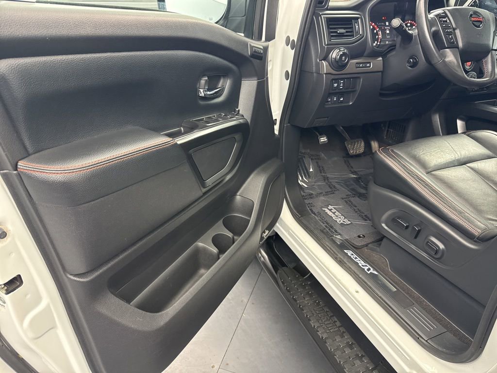Used 2021 Nissan Titan PRO-4X w/ Pro-4x Convenience Package AWD/4WD image 30