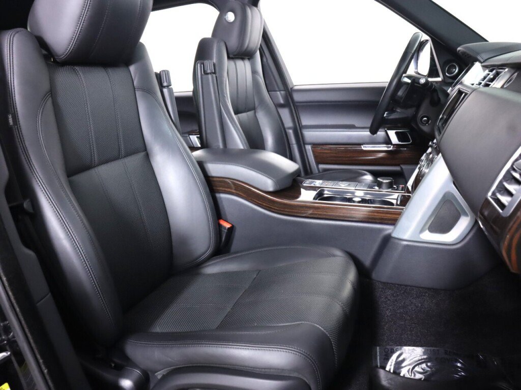 Used 2015 Land Rover Range Rover Supercharged AWD/4WD image 43