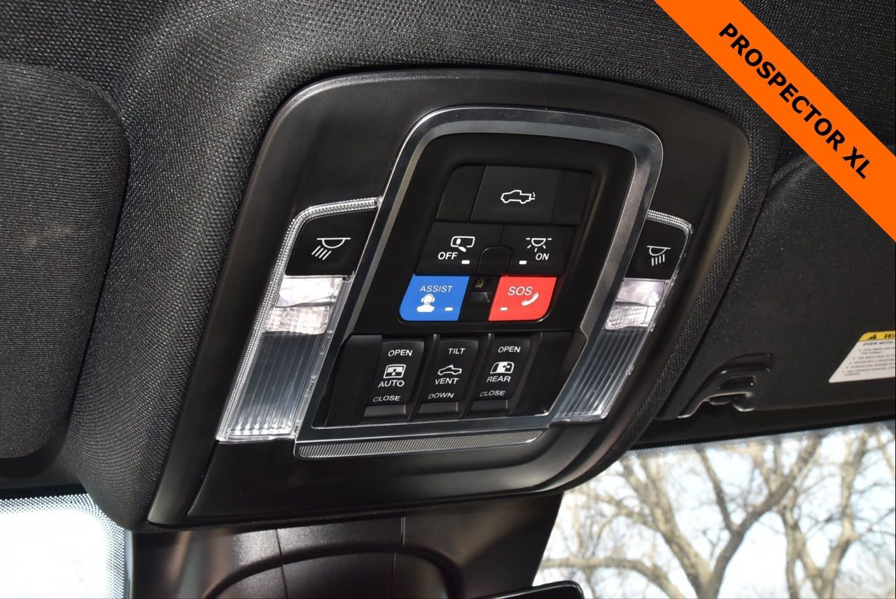 Used 2022 RAM 2500 Limited image 31