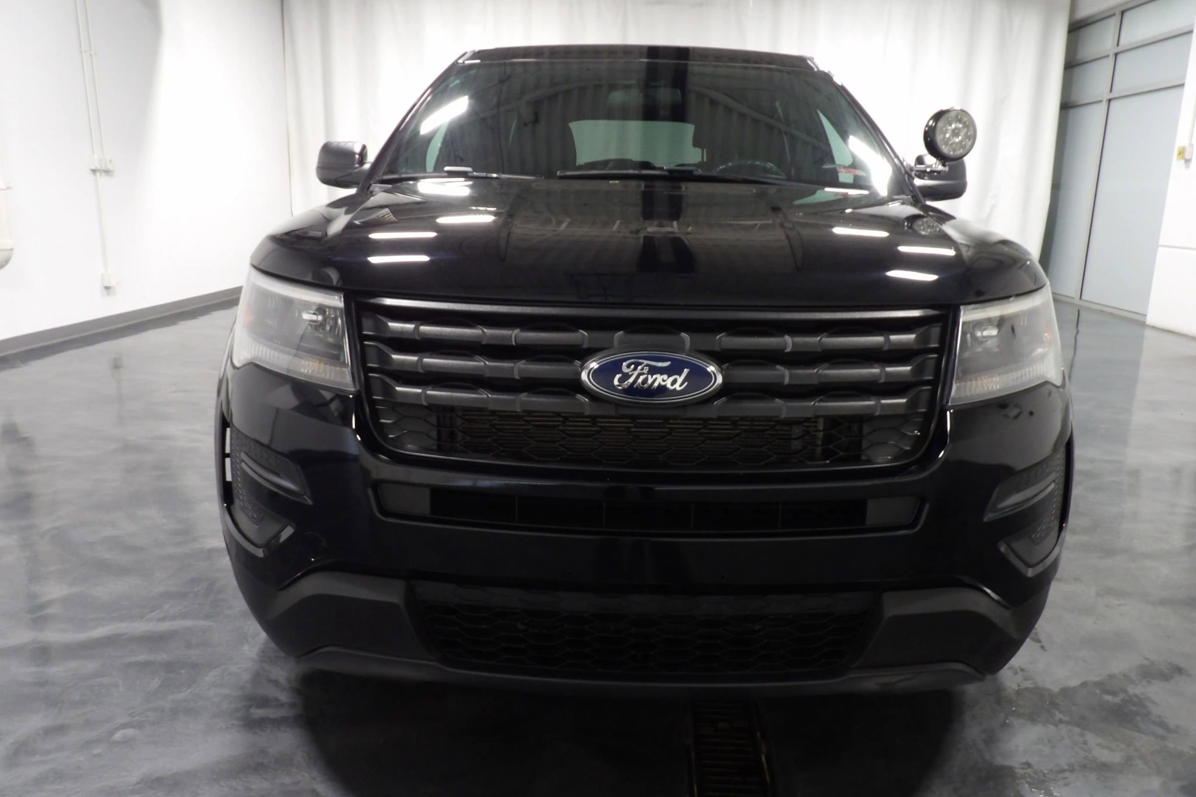 Used 2018 Ford Explorer 4WD Police Interceptor image 2