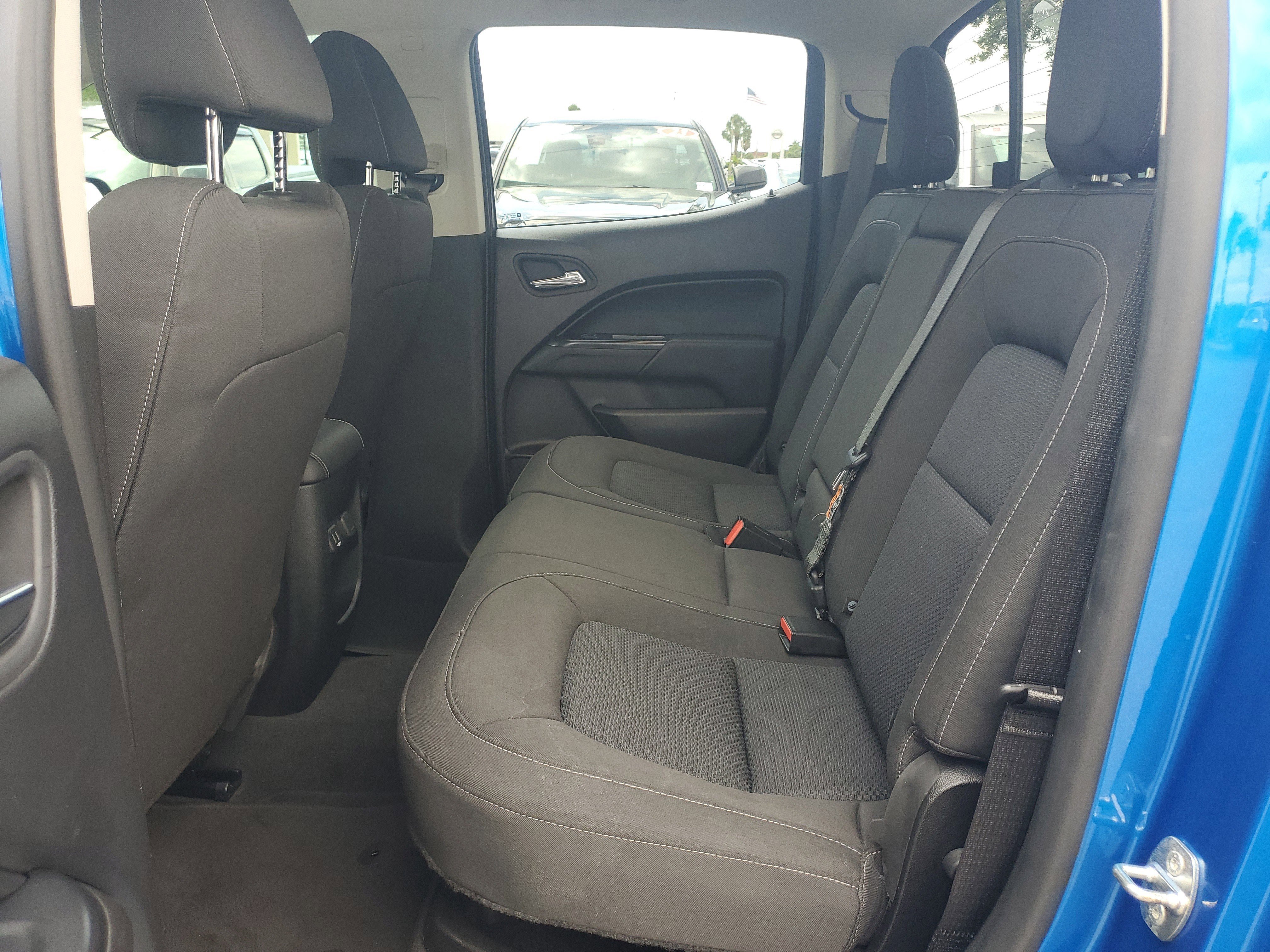 Used 2021 Chevrolet Colorado LT w/ Safety Package RWD image 12