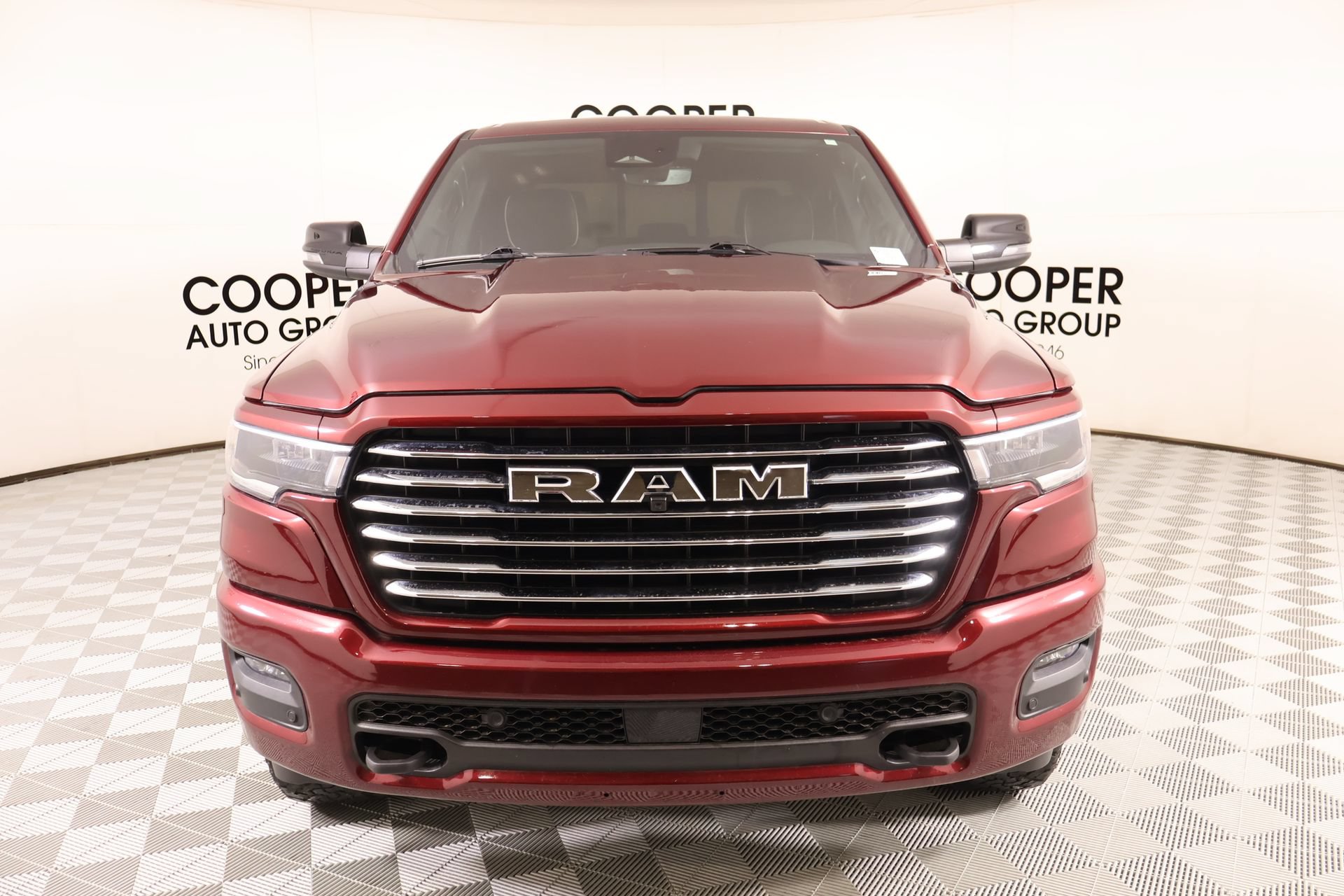 Used 2025 RAM 1500 Laramie w/ Laramie Southwest Edition AWD/4WD image 10