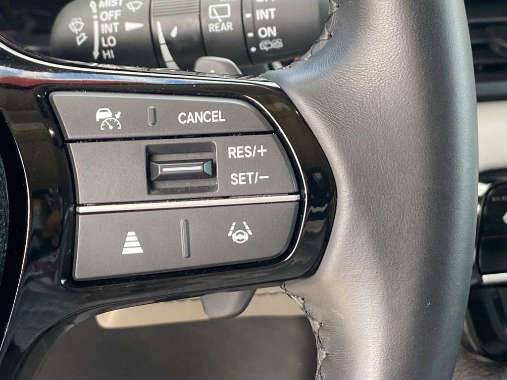 Used 2025 Honda Pilot EX-L image 28